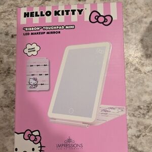 Hello Kitty LED Makeup Mirror - Pink